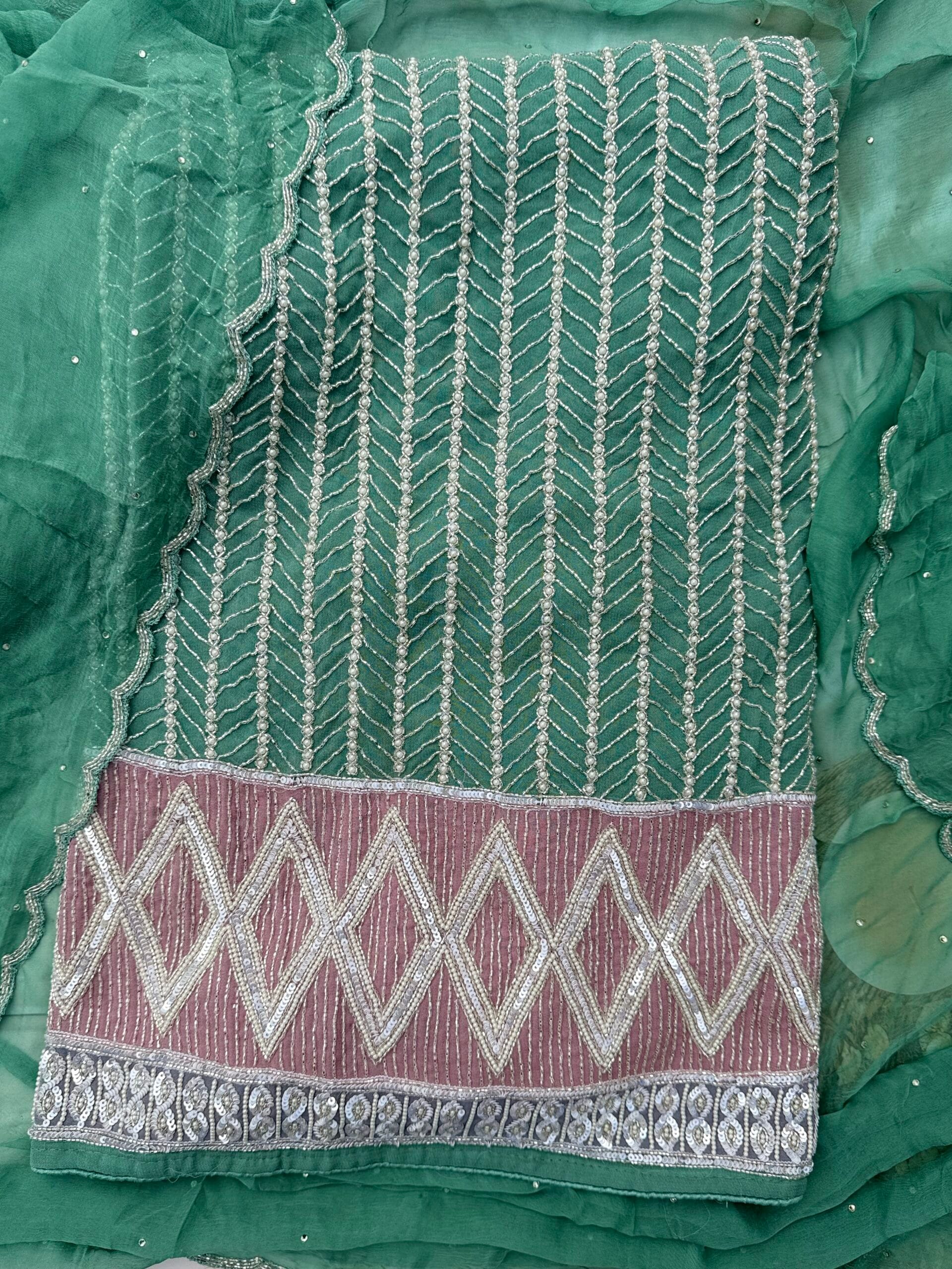 Mint Radiance: Geometric Elegance Ensemble - Image 2